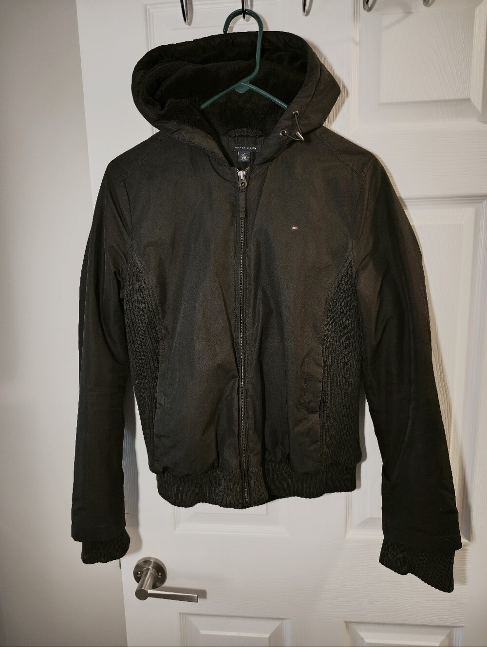 Tommy Hilfiger Black Hooded Puffer Jacket